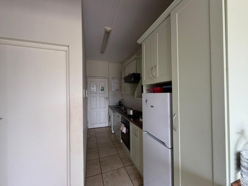 To Let 2 Bedroom Property for Rent in Grahamstown Eastern Cape
